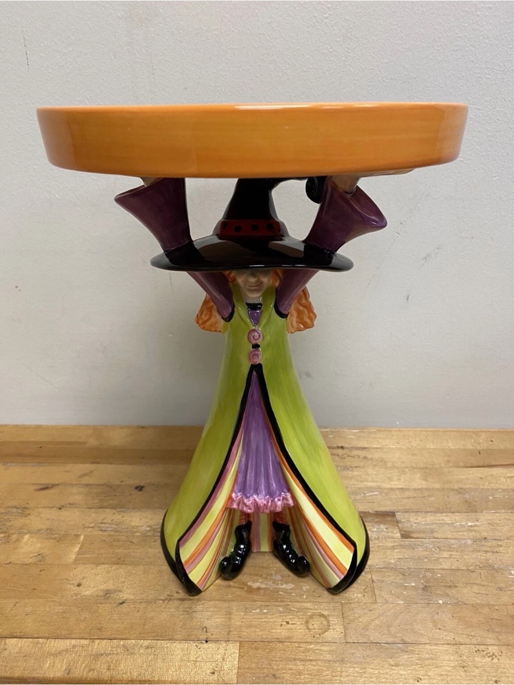 Shun Hui Co Ceramic HALLOWEEN Witch On Pedestal Platter “RARE”